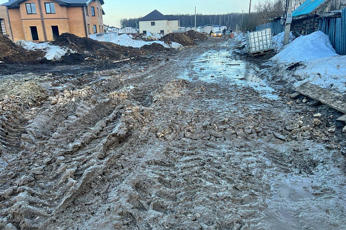 В поселке под Тулой после прокладки коммуникаций уничтожили единственную дорогу