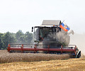 В Ленинском округе Тулы приступили к уборке пшеницы – фоторепортаж