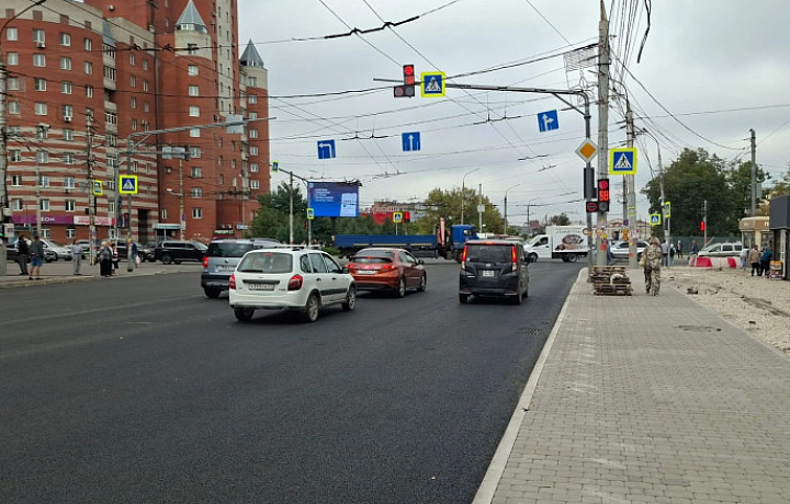 На Красноармейском проспекте в Туле на 60% уложен верхний слой асфальта