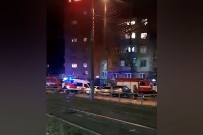 В девятиэтажке на улице Металлургов в Туле произошел пожар: один человек погиб