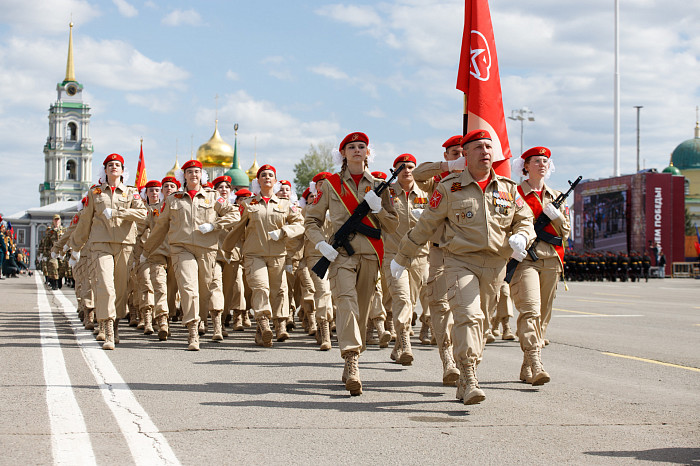 В Туле состоялся военный парад в честь Победы в Великой Отечественной войне
