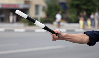 В Щекине нашли и оштрафовали водителя, пролетевшего перекресток на «красный» светофор