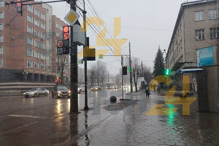 Тулу накрыл апрельский снег