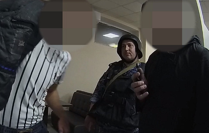 Росгвардейцы задержали в Туле мужчину, укравшего телефон в баре