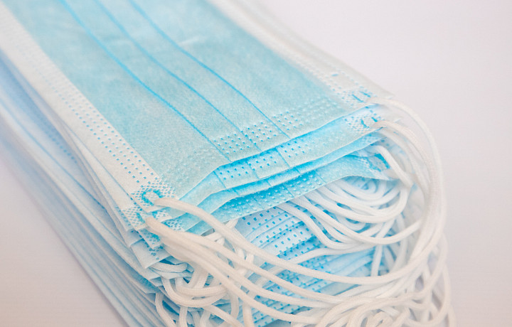 Почему мы так часто болеем осенью, и как не слечь с соплями и горлом с приходом холодов – отвечает иммунолог