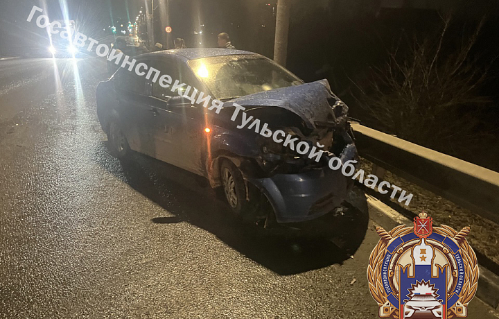 В Туле на Московском шоссе столкнулись Renault и Chevrolet