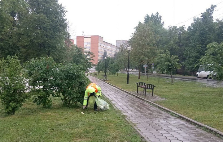 13 кубометров смета вывезли за сутки с улиц Тулы