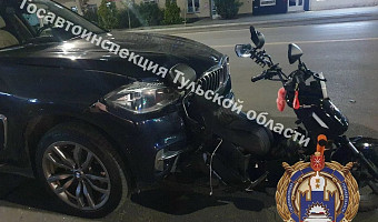 Водитель BMW X5 сбил электровелосипедиста на Красноармейском проспекте в Туле