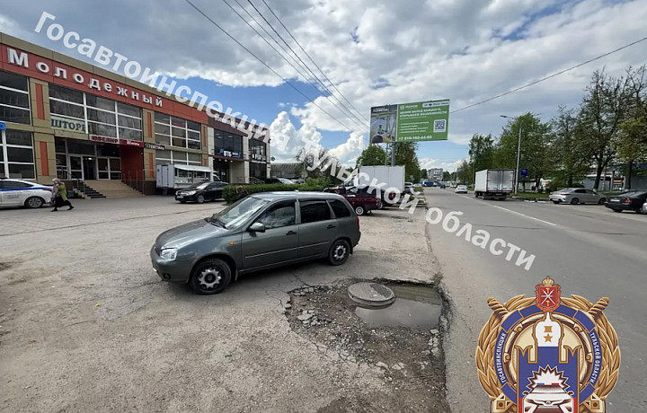 Пенсионерка попала под колёса «Лады» на улице Лукашина в Щёкине