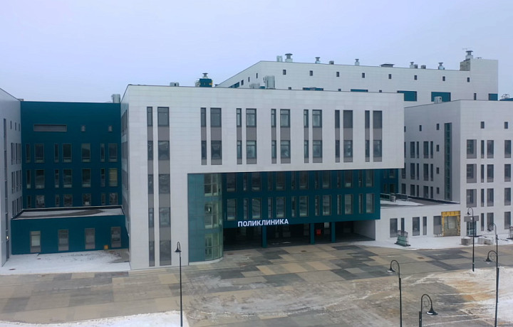 В строящемся онкоцентре в Туле смонтировали самое сложное оборудование