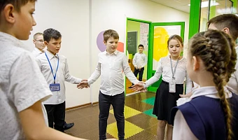 Травма ребенка в школе: разобрались с юристом, кто несет ответственность – родители или учителя?