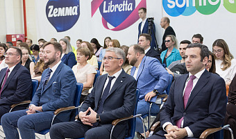 Дмитрий Миляев дал старт новой линии производства товаров повседневнего спроса на предприятии ЭвоКом в Веневе
