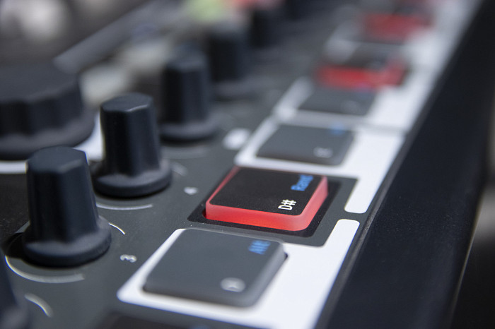 25 часов музыки в сутки: Яков Rezone – как шарахнул Scooter, не попал в Kosmoz-one, а ковид убил клубную жизнь Тулы