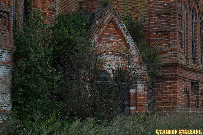 Первый храм построил Иван Грозный, второй проектировал автор собора Петра и Павла в Петергофе: в Жеремино хотят восстановить уникальную церковь