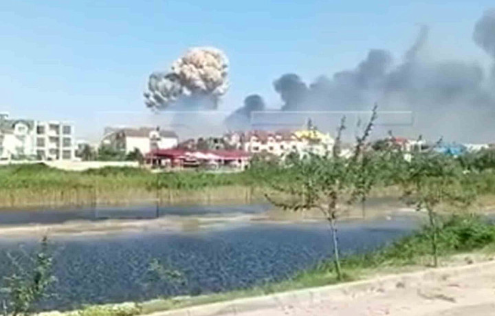 Взрывы в Крыму 9 августа 2022. Что произошло на аэродроме в Новофедоровке