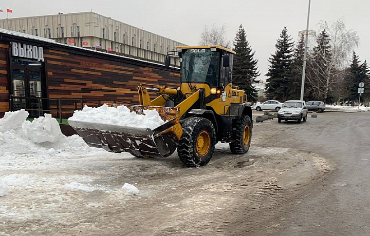 9,5 тонн противогололедных материалов израсходовано в Туле за 24 часа