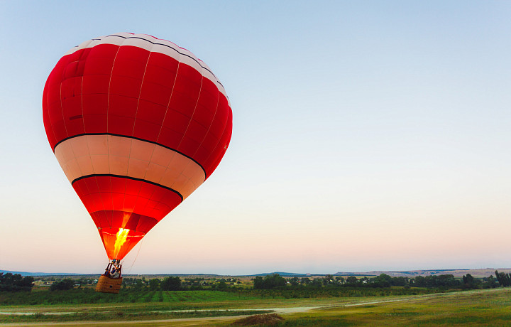 Прыжки с парашютом и полет на воздушном шаре в Туле: стоимость, требования, дресс-код 