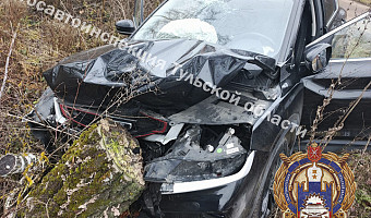 В Арсеньевском районе водитель съехал в кювет и врезался в дерево