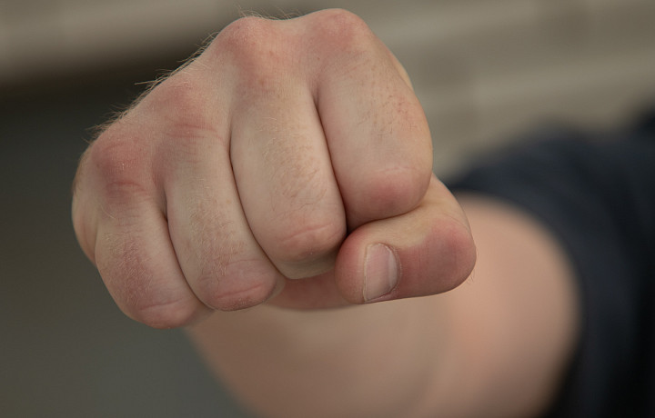 В новогоднюю ночь в Туле «сцепились» толпа подростков и мужчин