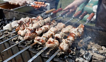 Не считая напитков: во сколько тулякам обойдётся пикник с шашлыком?