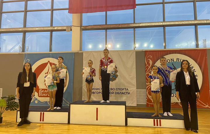 Туляки завоевали «бронзу» на Всероссийских соревнованиях по спортивной акробатике