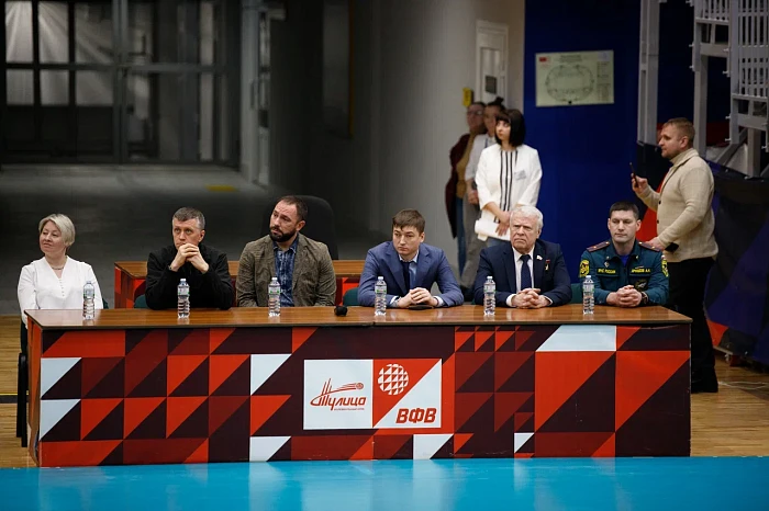 Туляки отработали навыки оказания первой помощи в рамках флешмоба «Дети спасают жизни»