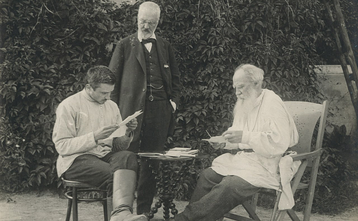 Пасха в семье Льва Толстого: истории, воспоминания, рецепты