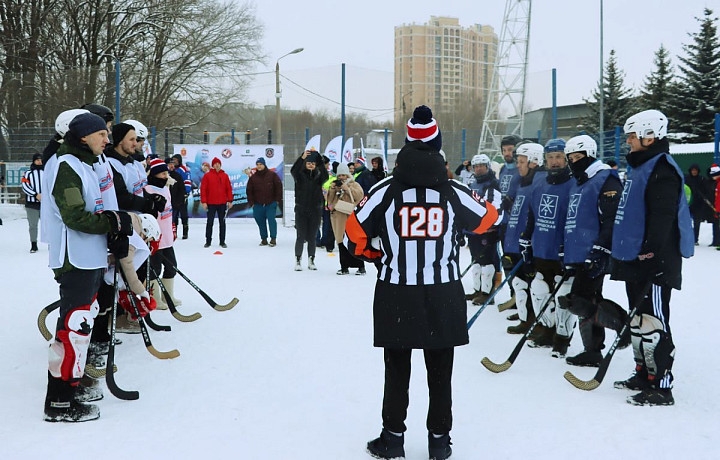 Победа в турнире по хоккею в валенках досталась команде ЦКБА