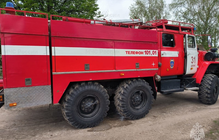 В жилом доме в Щекинском районе два человека пострадали при пожаре