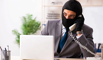 Эксперт рассказала, как не попасться в новогодние ловушки мошенников