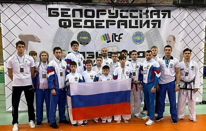 Тульские тхэквондисты заняли призовые места на турнире в Минске