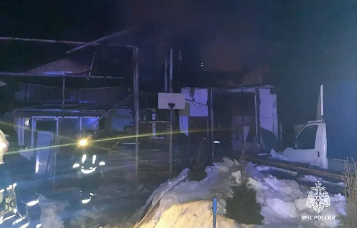 За сутки спасатели потушили два пожара в Тульской области