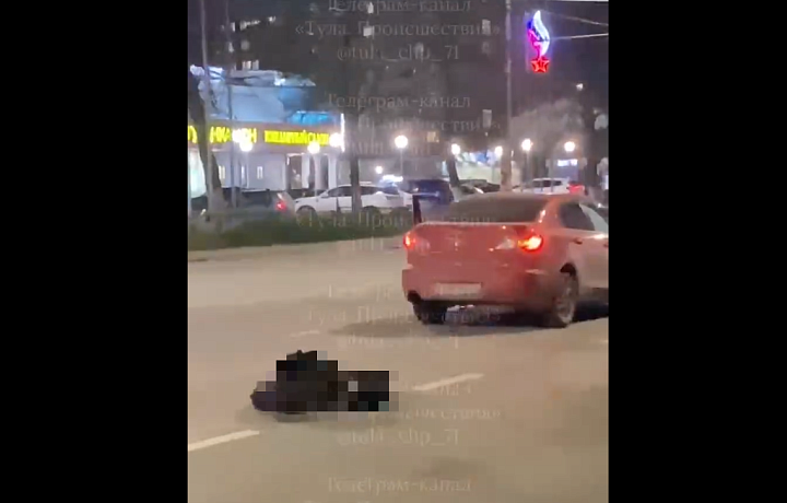 На Красноармейском проспекте в Туле легковушка сбила пешехода