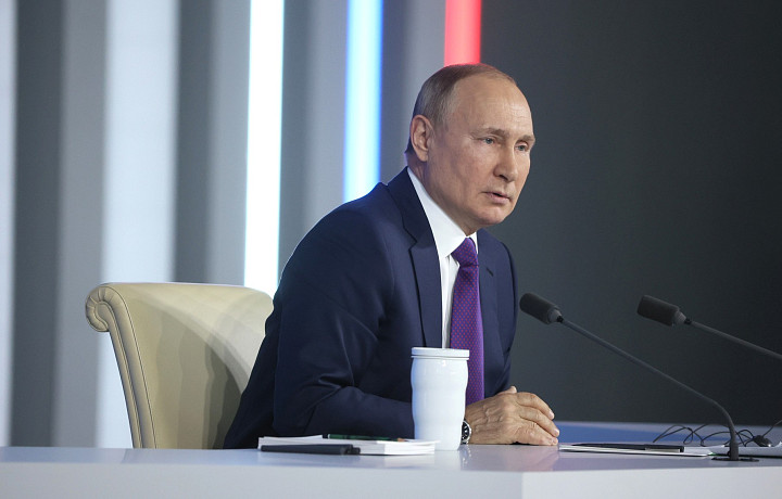 Президент Путин заявил о жестком пресечении любого вмешательства в дела России