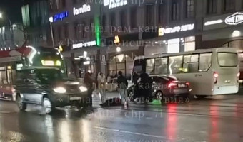 В Туле на площади Ленина сбили человека