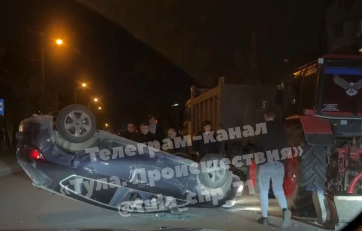 ДТП с перевертышем произошло на улице Кауля в Туле