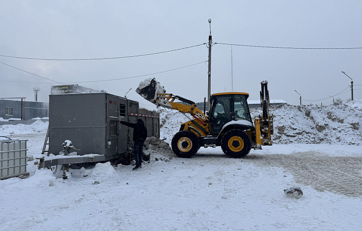 В Туле плавят снег, который засыпал город во время циклона Фрэнсис