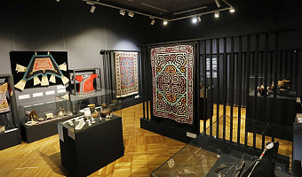 Выставка «Смыслы и промыслы» открылась в Тульском музее изобразительных искусств