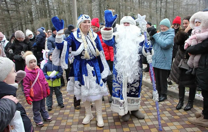 Резиденция Деда Мороза открылась в Центральном парке Тулы 20 декабря