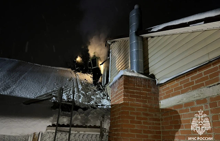 За сутки спасатели потушили три пожара в Тульской области