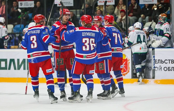 Тульский АКМ обыграл лидера чемпионата ВХЛ со счетом 2:1