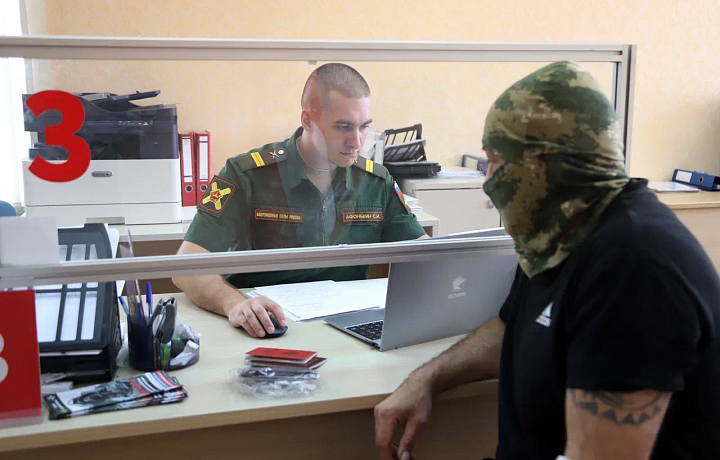 В Туле увеличилось число желающих поступить на военную службу по контракту