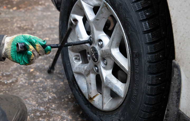 Автомобилисты в Туле стали чаще покупать новые зимние шины на «Авито»