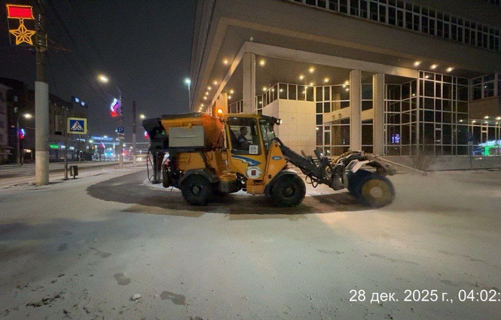 Ночью 28 декабря из центральной части Тулы вывезли около 240 кубометров снега