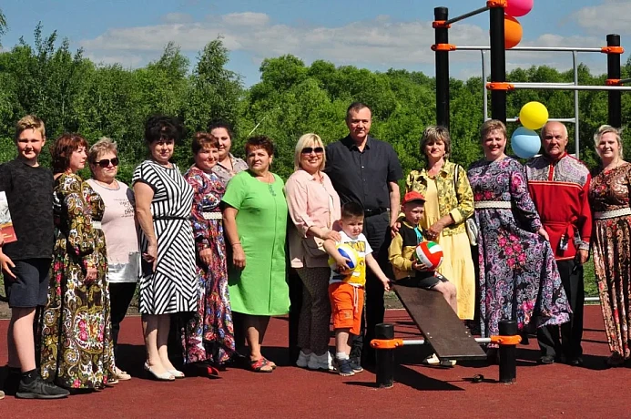 В деревне в Кимовском районе открылась новая спортивная площадка