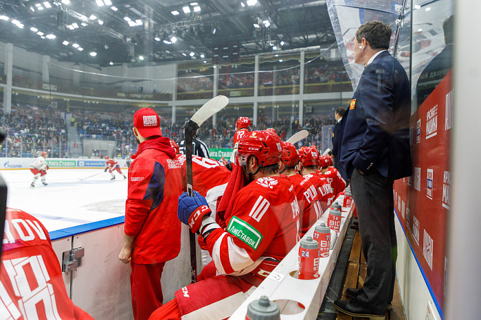 Фоторепортаж: как прошел матч между национальными сборными России и Беларуси