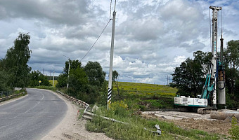 Ремонт моста через реку Нюховка в Тульской области закончат в 2026 году