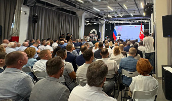 Губернатор оценил кадровый потенциал строителей Тульской области