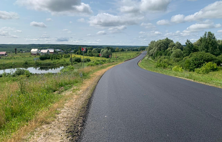Почти 50 километров дорог уложат в Тульской области по новой технологии