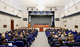 В Туле прошла торжественная церемония награждения сотрудников полиции